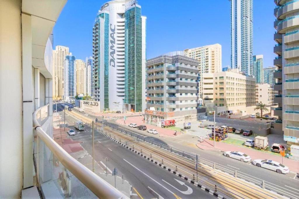 Апартаменты Royal Manor- Marina Diamond 2 Дубай Экстерьер фото