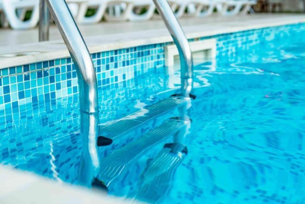 Апартаменты Royal Manor- Marina Diamond 2 Дубай Экстерьер фото